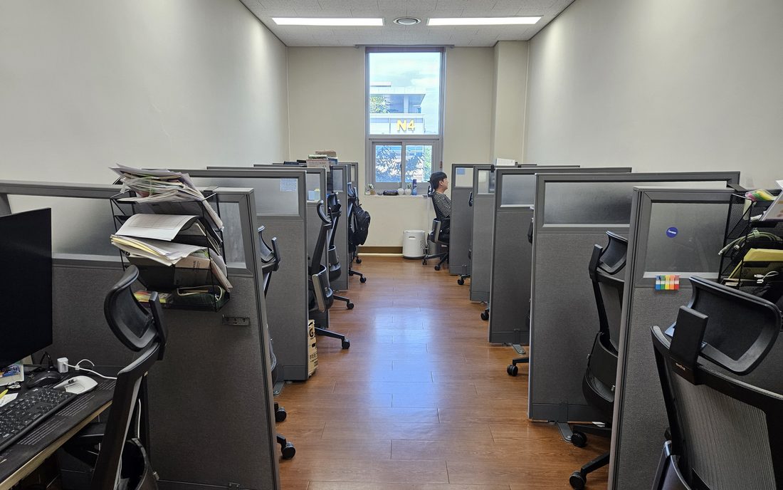 Study room, 315